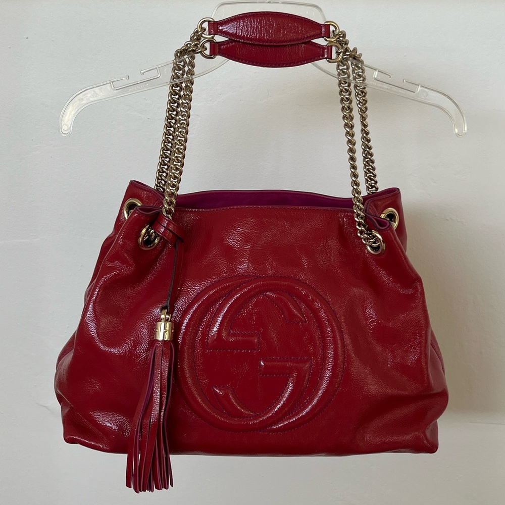 Gucci Red Patent Leather Soho Chain Strap 2-way Bag with Fuchsia Trim EUC 1
